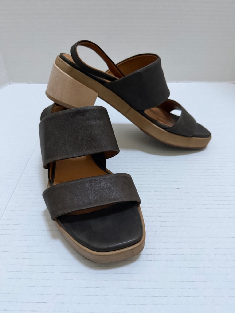 Coclico Grey Leather Strap Block Heel Sandals